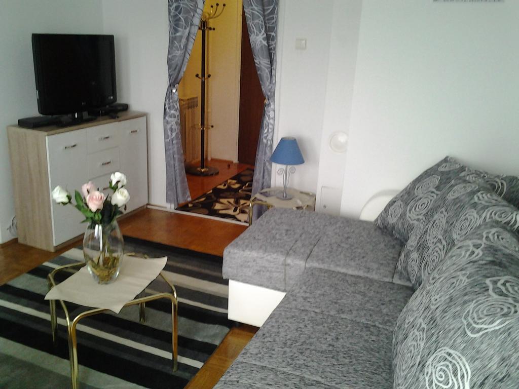 Apartment Karlos Ζάγκρεμπ Εξωτερικό φωτογραφία