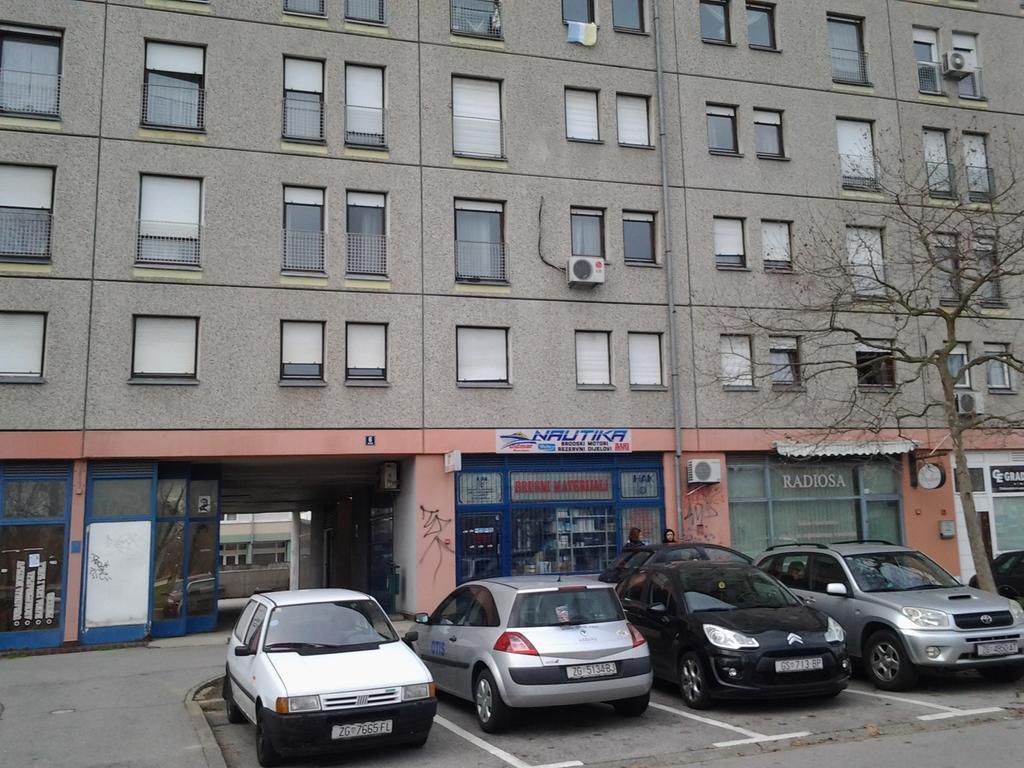 Apartment Karlos Ζάγκρεμπ Εξωτερικό φωτογραφία